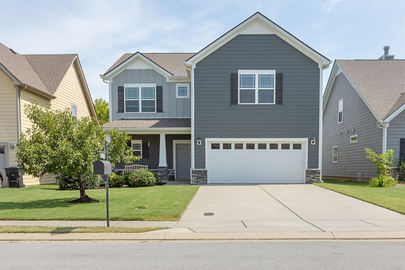 5923 Enclave Dr, Murfreesboro, TN 37128