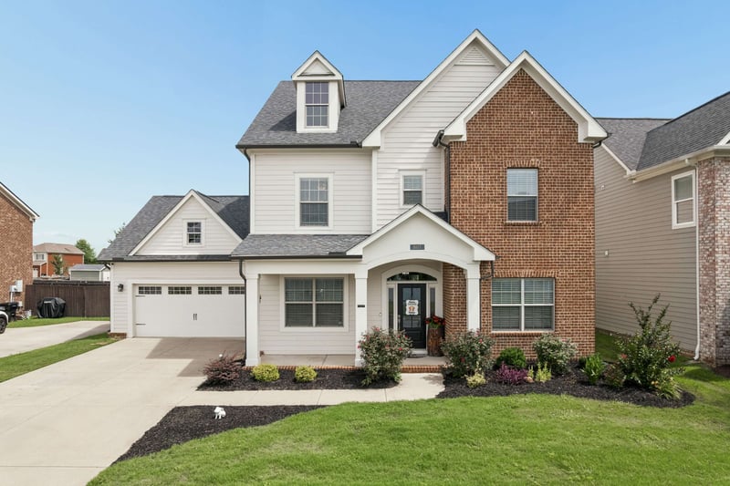 807 Sapphire Dr, Murfreesboro, TN 37128
