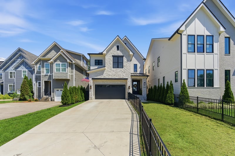 900B Gale Ln, Nashville, TN 37204
