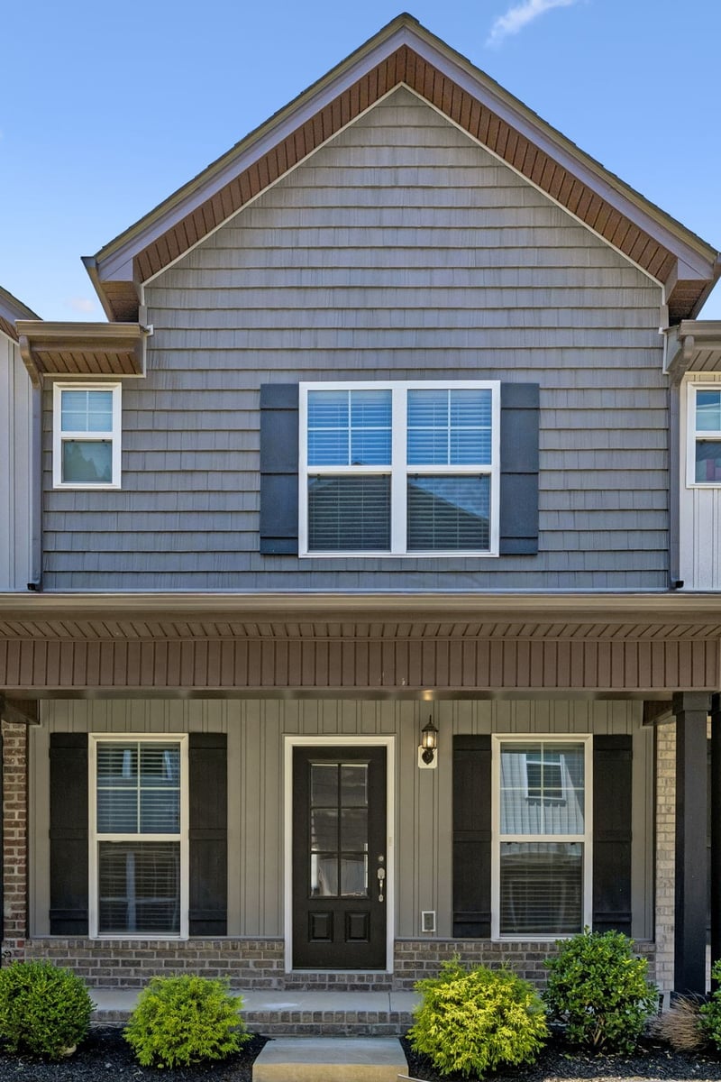 410 Rick Mccormick Dr, La Vergne, TN 37086