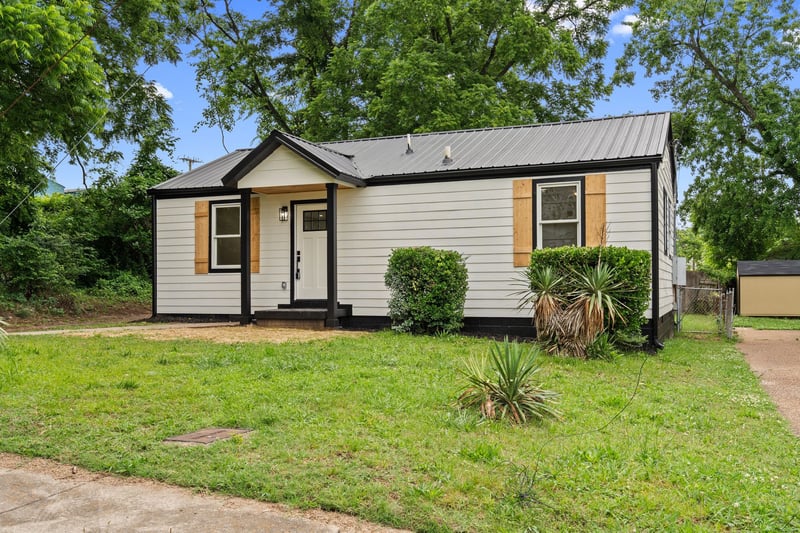2026 Salem Mason Dr, Nashville, TN 37208