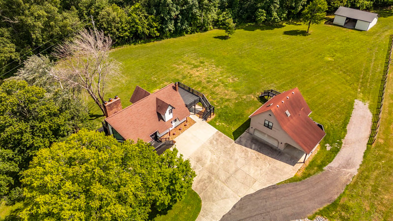 6040 New Cut Rd, Greenbrier, TN 37073