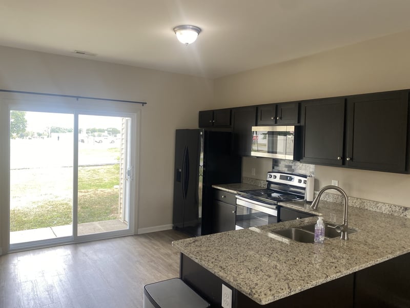 4124 George Buchanan Dr, La Vergne, TN 37086