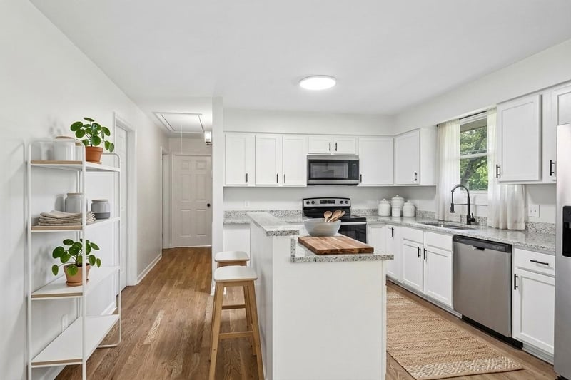 114 Allen Dr, Hendersonville, TN 37075