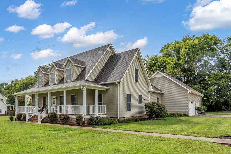 6421 Yeatman Ln, Columbia, TN 38401