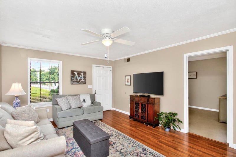 400 Deerpoint Cir #400, Hendersonville, TN 37075