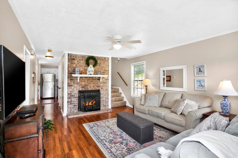 400 Deerpoint Cir #400, Hendersonville, TN 37075