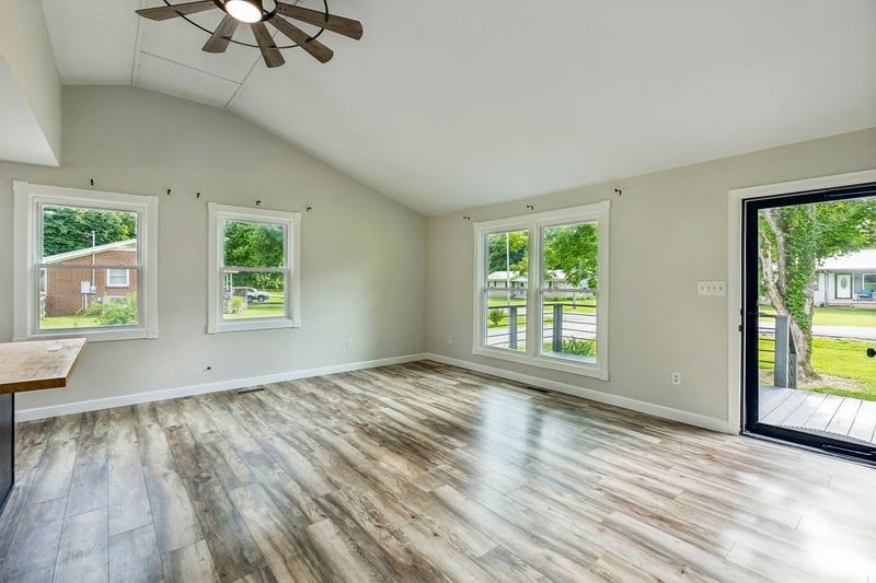 2632 Owens Dr, Santa Fe, TN 38482