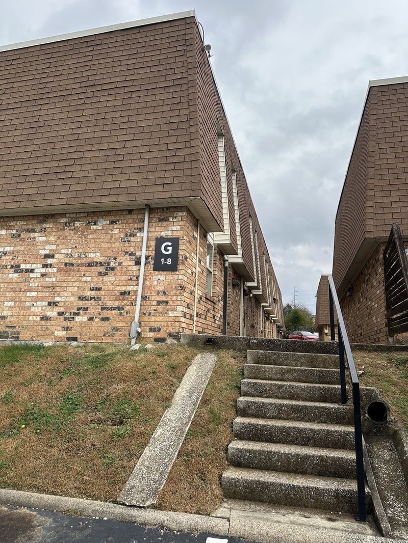 370 Wallace Rd #G3, Nashville, TN 37211