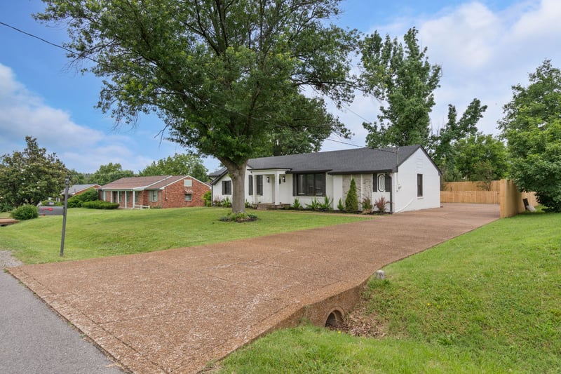 405 Lynn Dr, Nashville, TN 37211