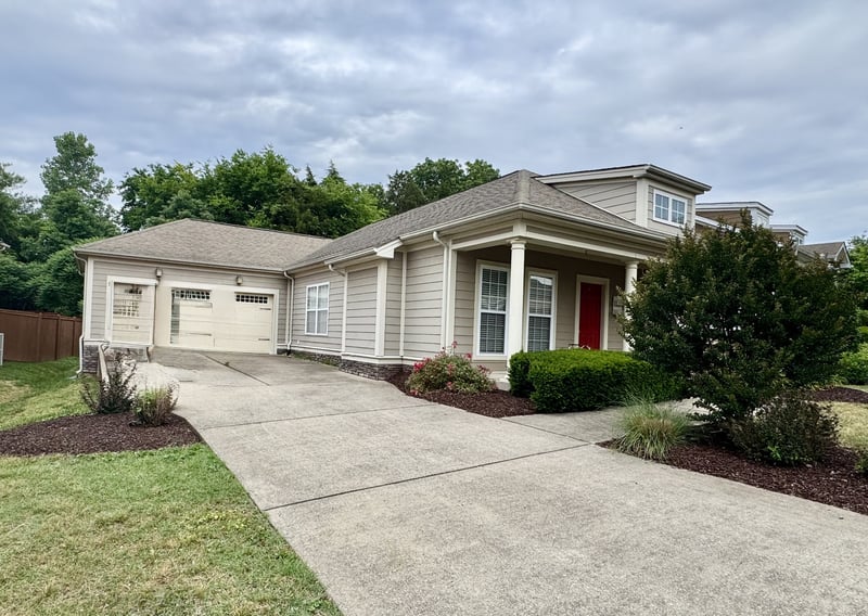 8309 Elmcroft Ct, Nolensville, TN 37135