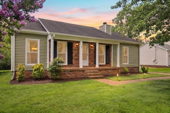 941 Harpeth Bend Dr, Nashville, TN 37221