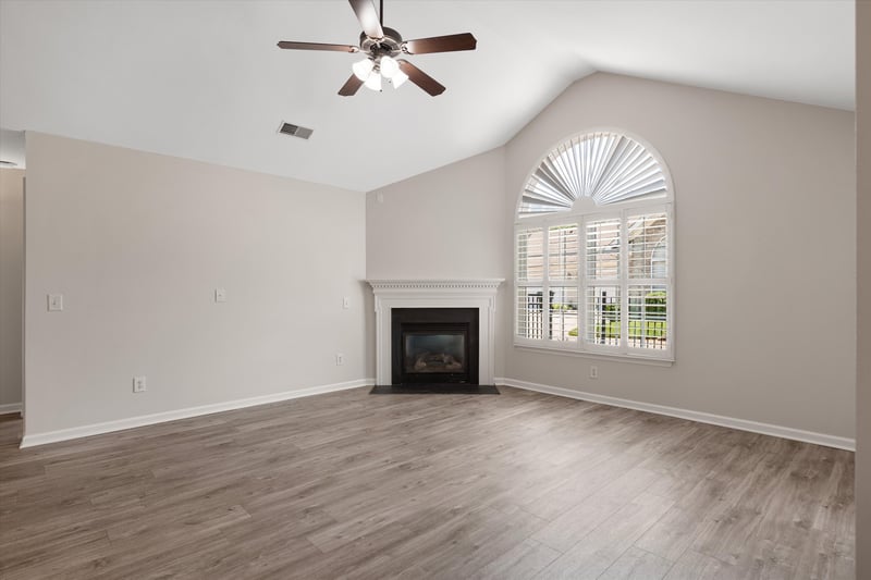 825 Browns Ln #2102, Gallatin, TN 37066