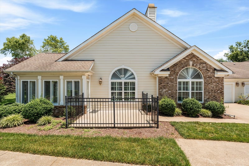 825 Browns Ln #2102, Gallatin, TN 37066