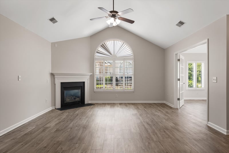825 Browns Ln #2102, Gallatin, TN 37066