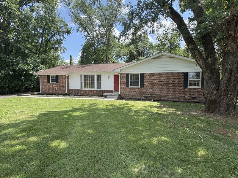 1214 Glaze Ct, Murfreesboro, TN 37130
