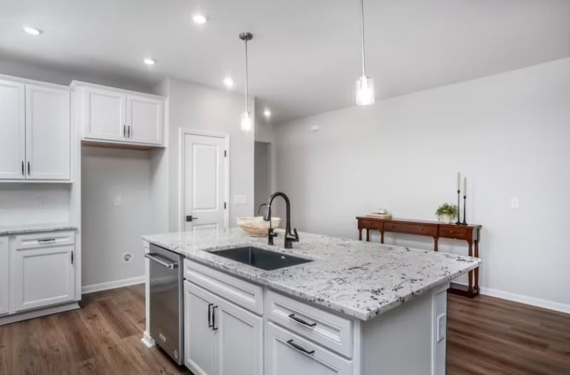 479 Brownstone St, Mount Juliet, TN 37122