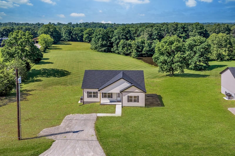 463 Jesse Work Rd, Dickson, TN 37055