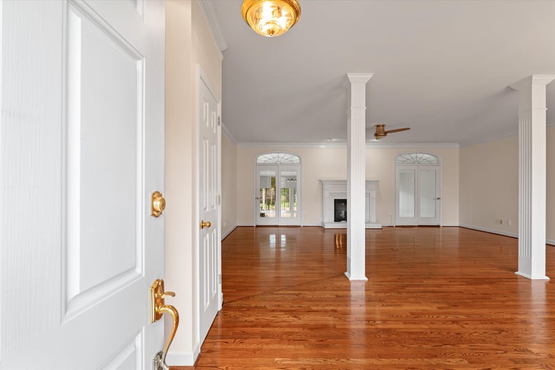 1046 Robertson Rd, Gallatin, TN 37066