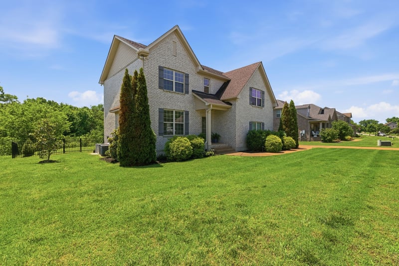 2035 Audubon Ln, Murfreesboro, TN 37128