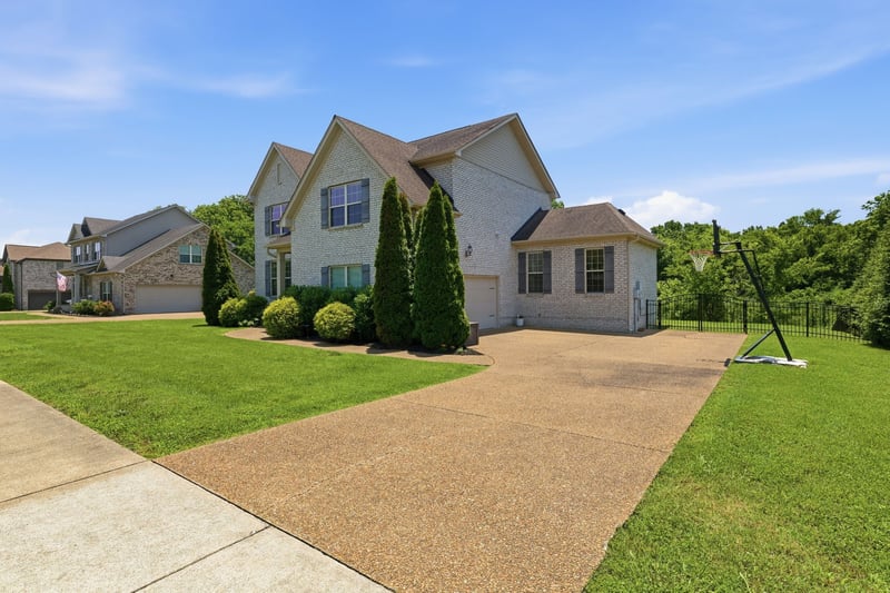 2035 Audubon Ln, Murfreesboro, TN 37128