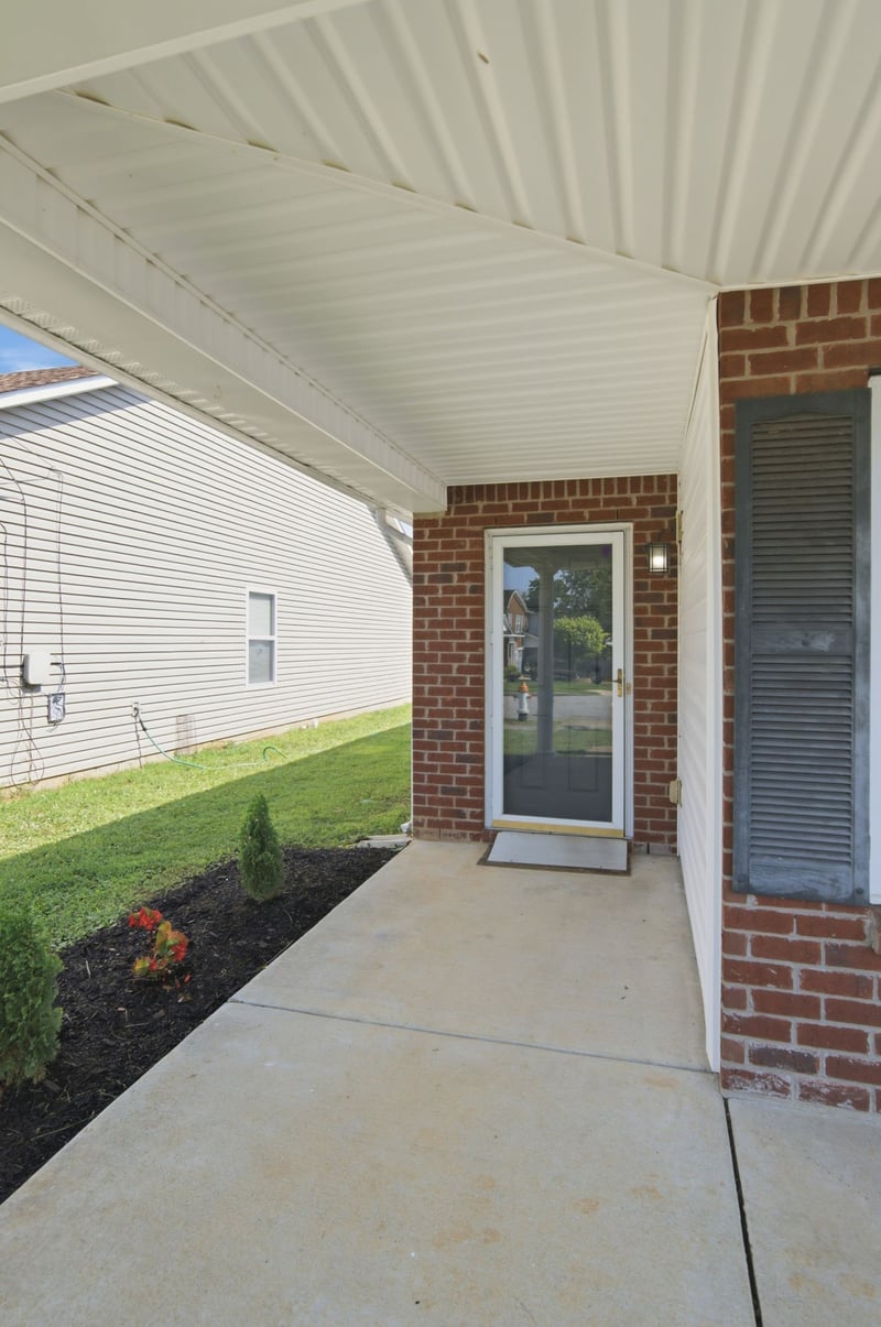 5681 Dory Dr, Antioch, TN 37013