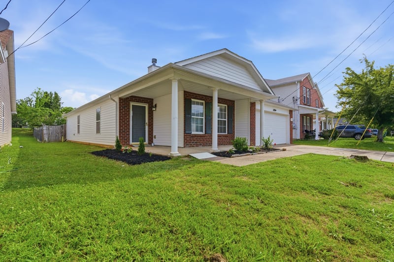 5681 Dory Dr, Antioch, TN 37013