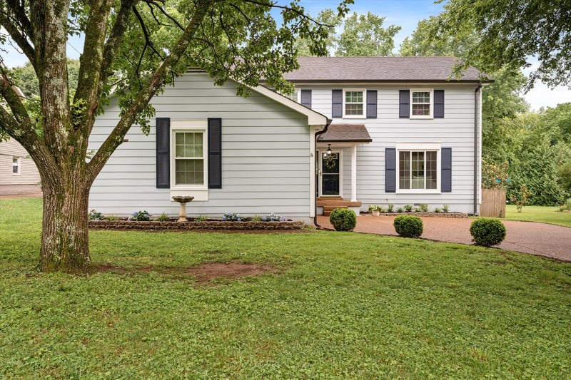 6940 Stone Creek Rd, Nashville, TN 37221