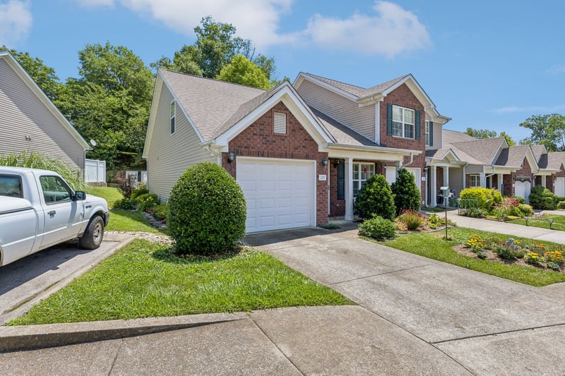 121 Antler Ridge Cir, Nashville, TN 37214