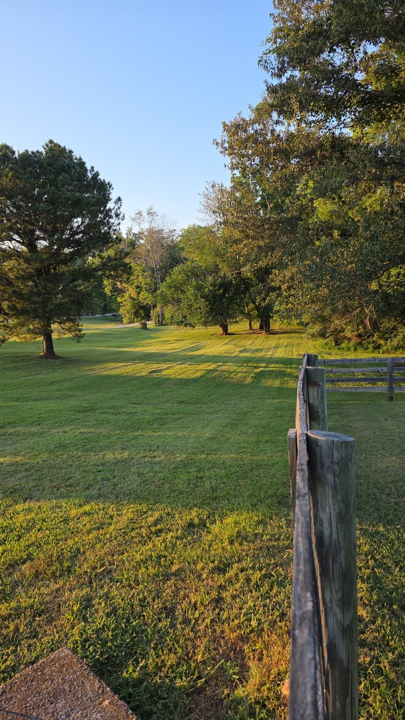 3434 Kinneys Rd, Cedar Hill, TN 37032