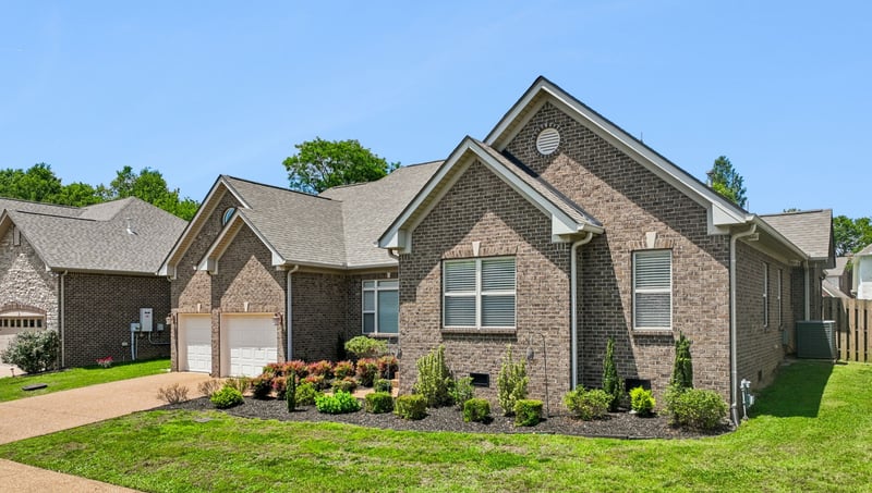 624 Collinscrest Ct, Nashville, TN 37221