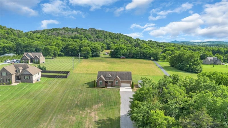 2467 Ben Green Rd, Lebanon, TN 37090