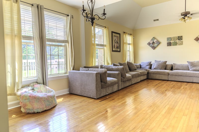 2042 Grandstand Dr, Lascassas, TN 37085