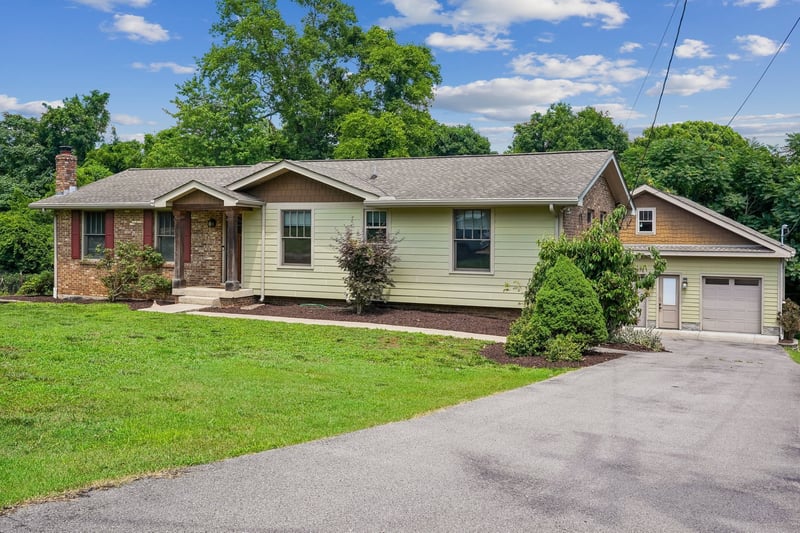 312 Tyne Blvd, Old Hickory, TN 37138