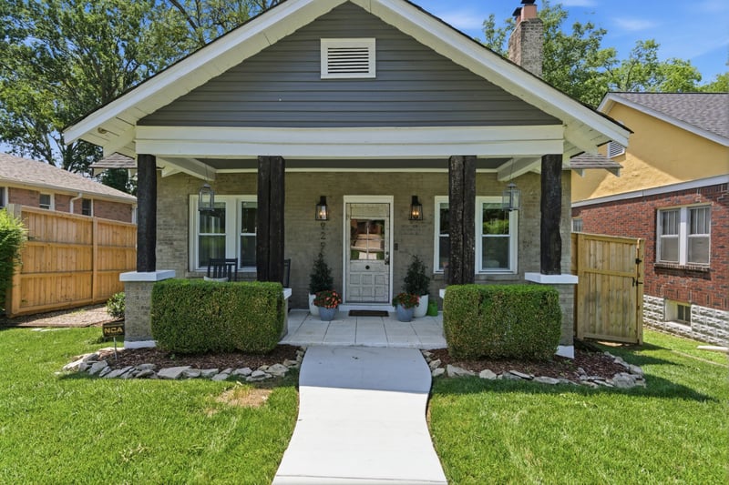 929 Lawrence , Nashville, TN 37204