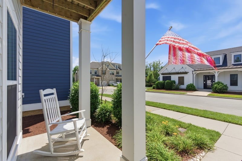 2004 French Bayou Ln, Hendersonville, TN 37075