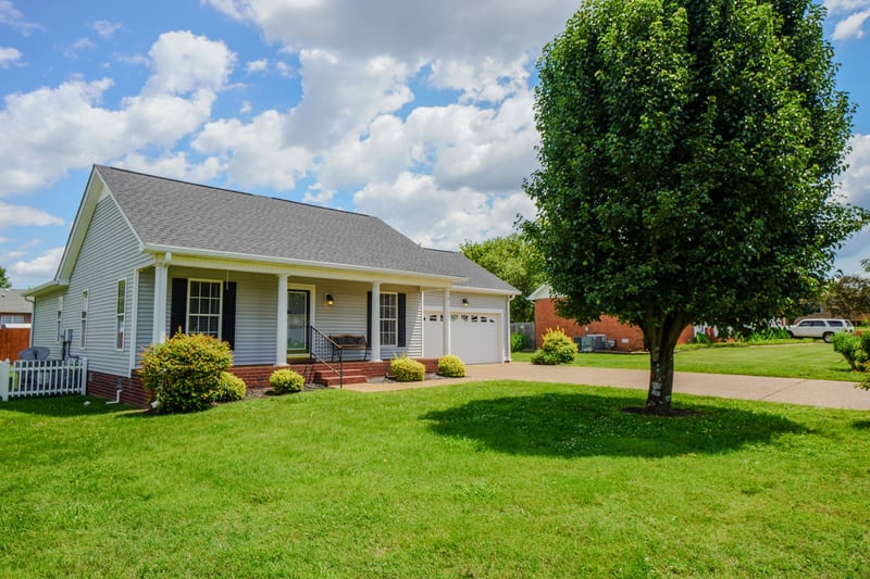 1102 Wedgewood Dr, Gallatin, TN 37066