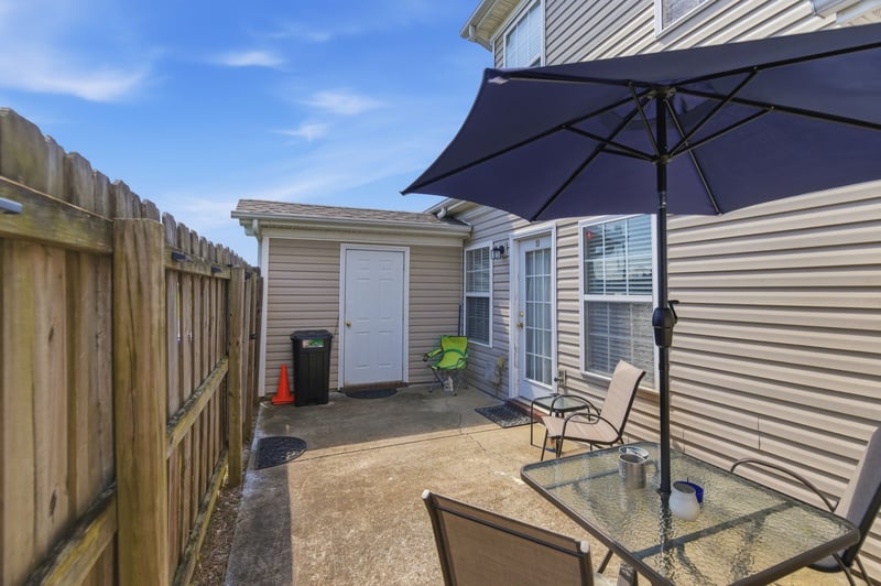 4053 George Buchanan Dr, La Vergne, TN 37086