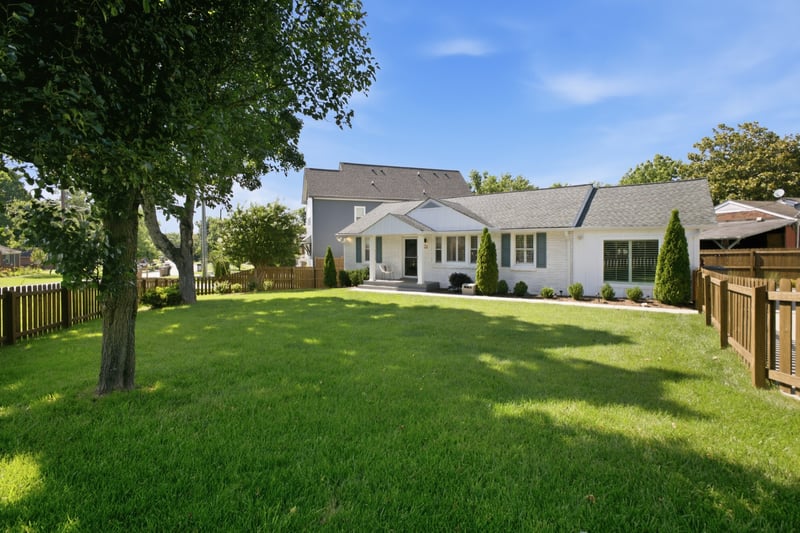 5011 Cherrywood Dr, Nashville, TN 37211