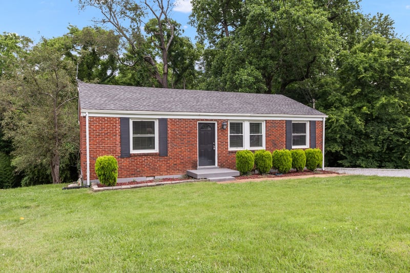 304 Lallemand Ct, Nashville, TN 37211