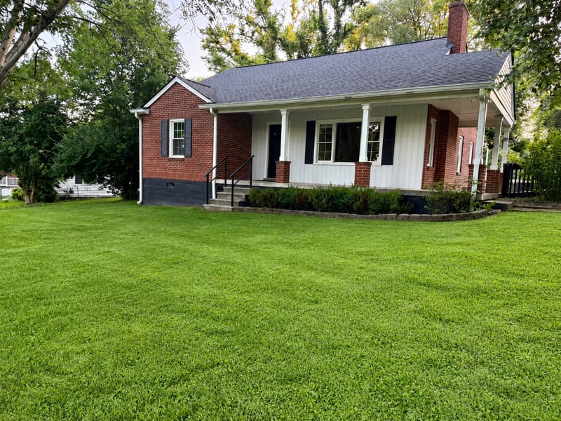 505 W 15th St, Columbia, TN 38401