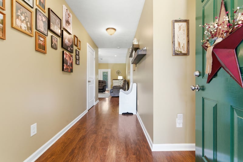 528 Twyla Dr, Lebanon, TN 37087