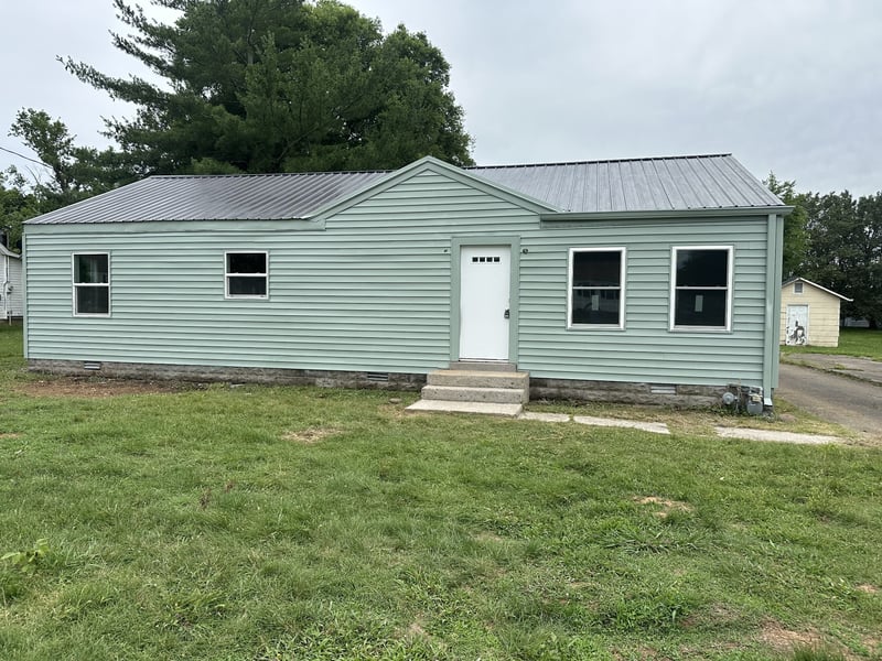 112 Eastland Ave, Lebanon, TN 37087
