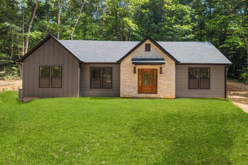 875 Little Leatherwood Rd, Vanleer, TN 37181
