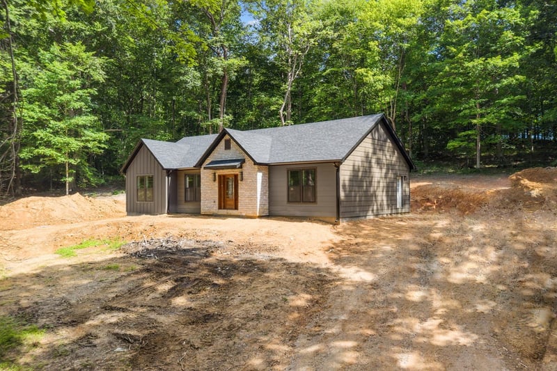 875 Little Leatherwood Rd, Vanleer, TN 37181