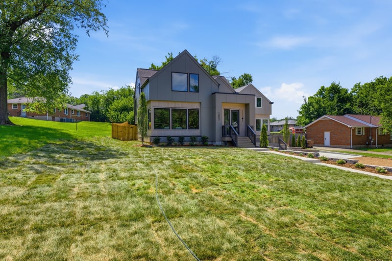1802 Hayden Dr, Nashville, TN 37216