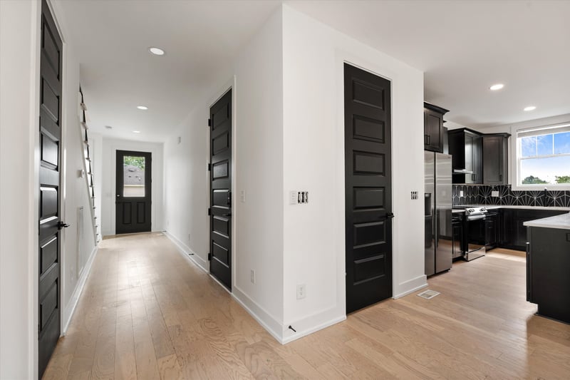 338B Ewing Dr, Nashville, TN 37207