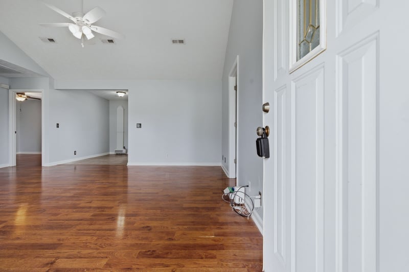 7120 Alexandria Dr, Murfreesboro, TN 37129