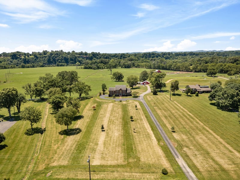 2132 Neelys Bend Rd, Madison, TN 37115