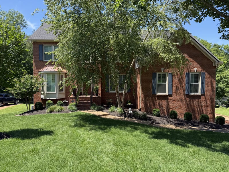 822 Overhills Dr, Old Hickory, TN 37138